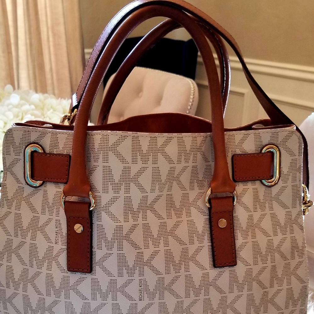 👜 SOLD - Picture 2 of 7